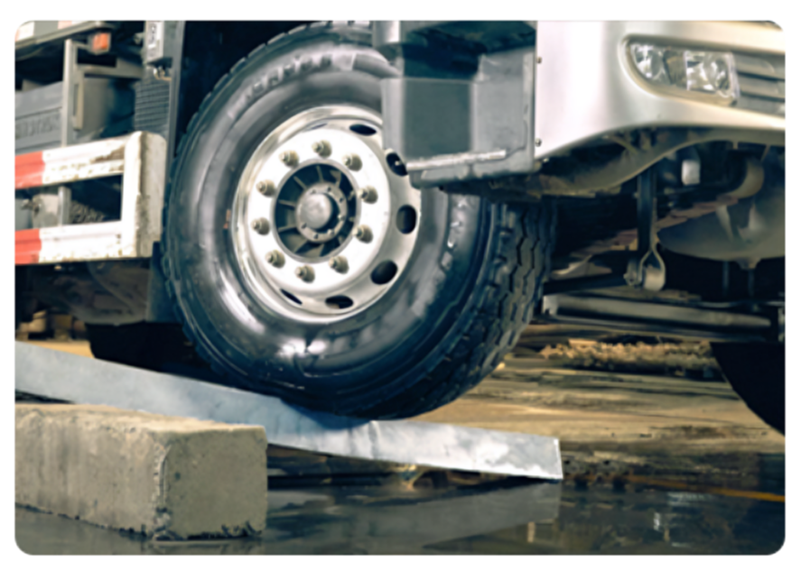 Reinforced concrete fence pole